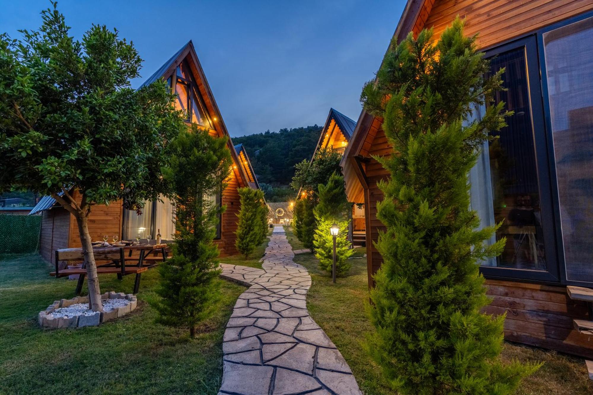 Karaöz Sapphire Bungalows Kumluca Bagian luar foto