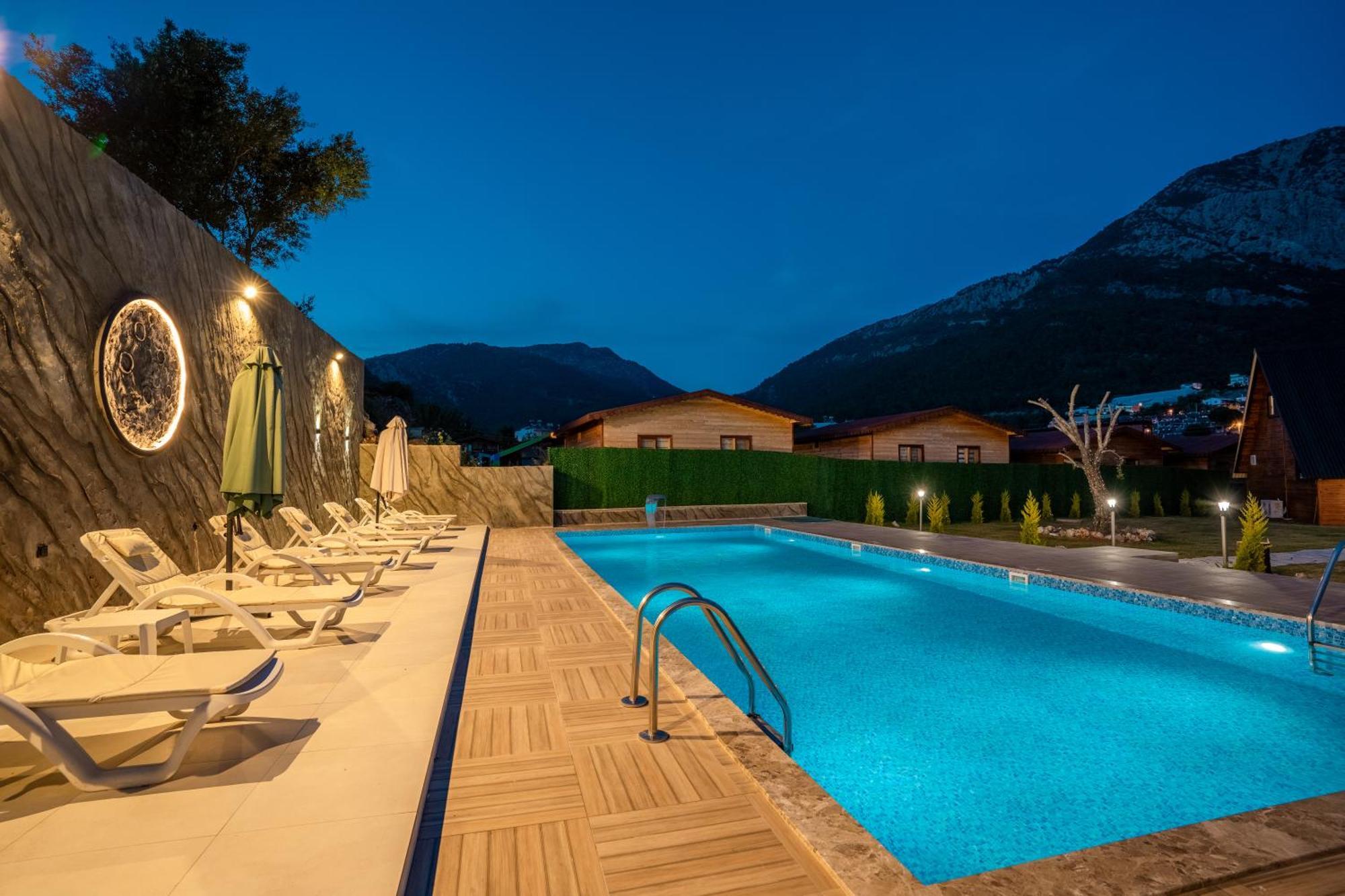 Karaöz Sapphire Bungalows Kumluca Bagian luar foto