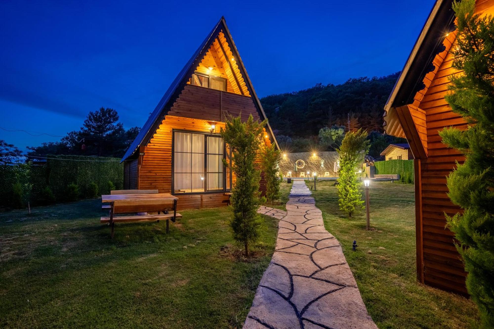 Karaöz Sapphire Bungalows Kumluca Bagian luar foto