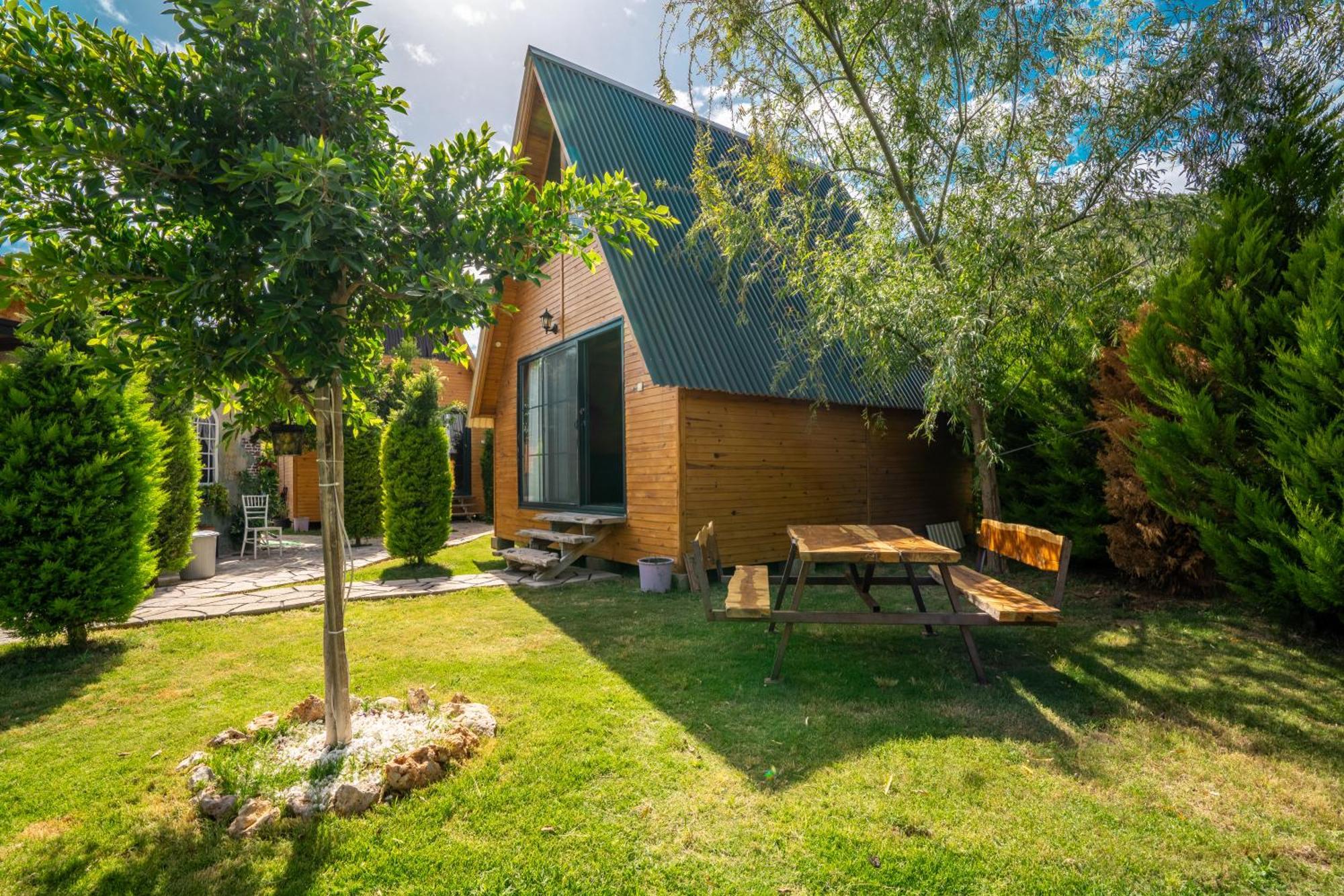 Karaöz Sapphire Bungalows Kumluca Bagian luar foto