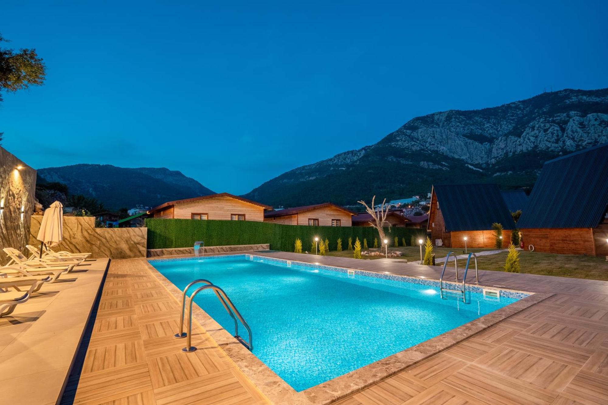 Karaöz Sapphire Bungalows Kumluca Bagian luar foto