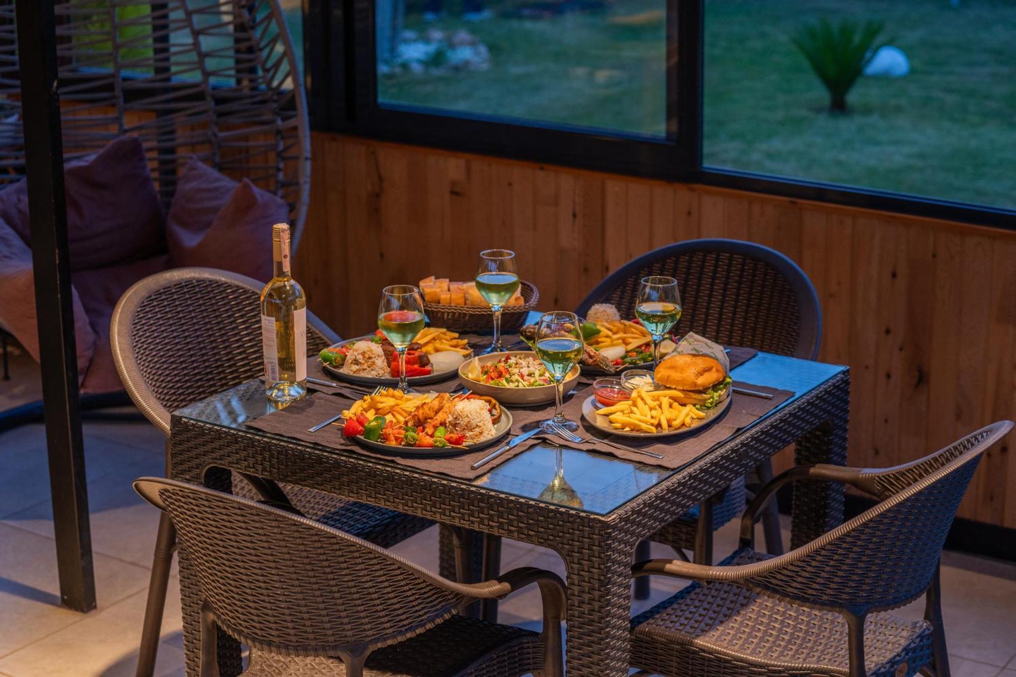 Karaöz Sapphire Bungalows Kumluca Bagian luar foto
