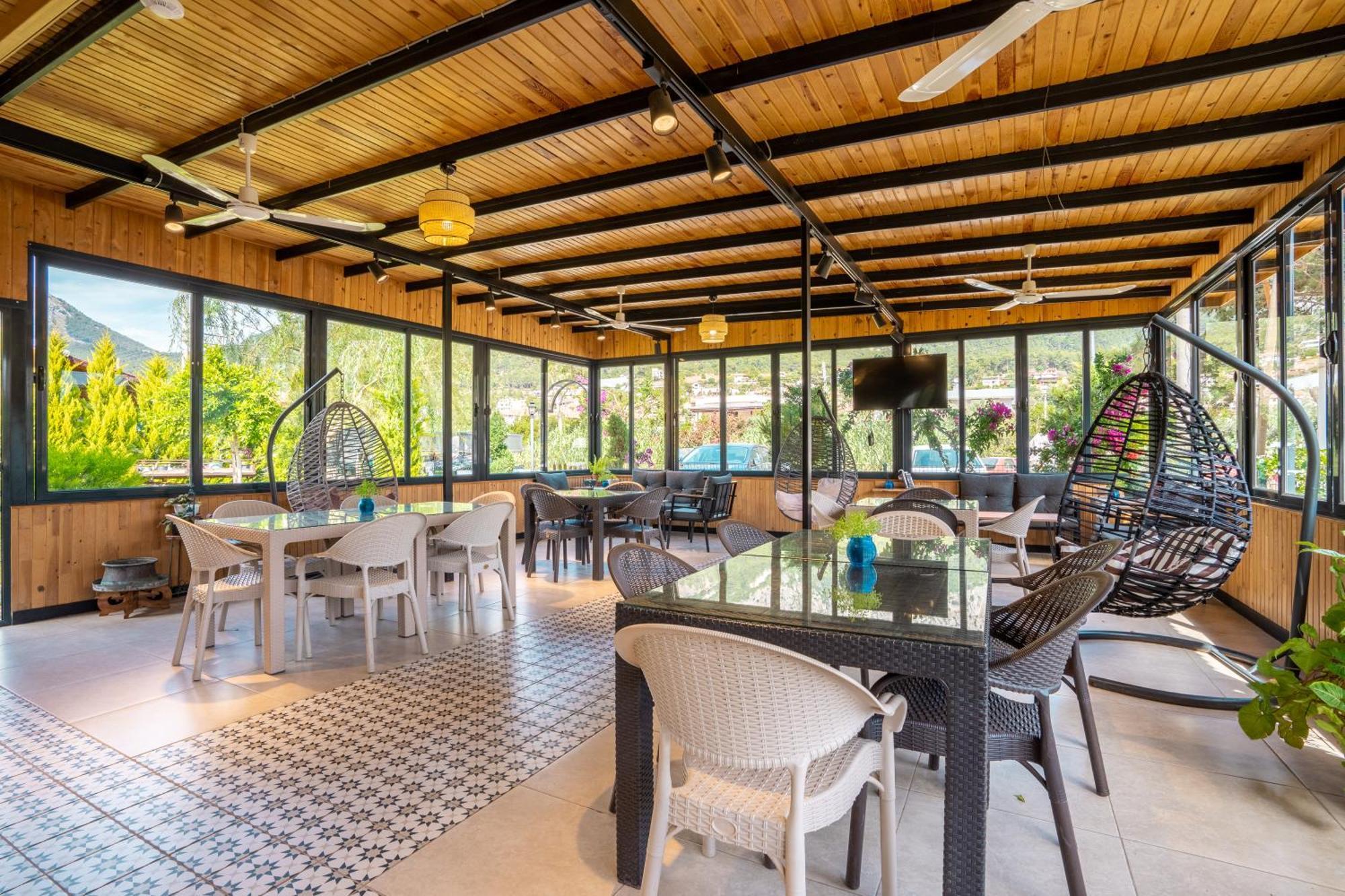 Karaöz Sapphire Bungalows Kumluca Bagian luar foto