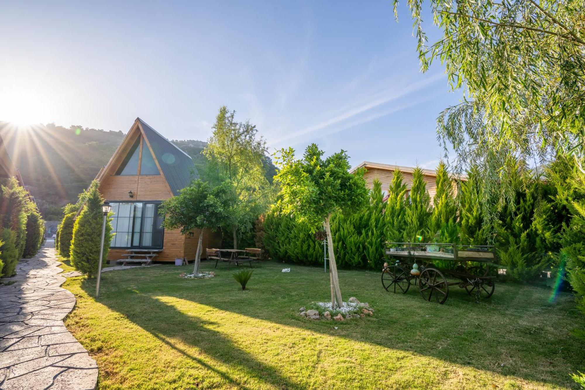 Karaöz Sapphire Bungalows Kumluca Bagian luar foto