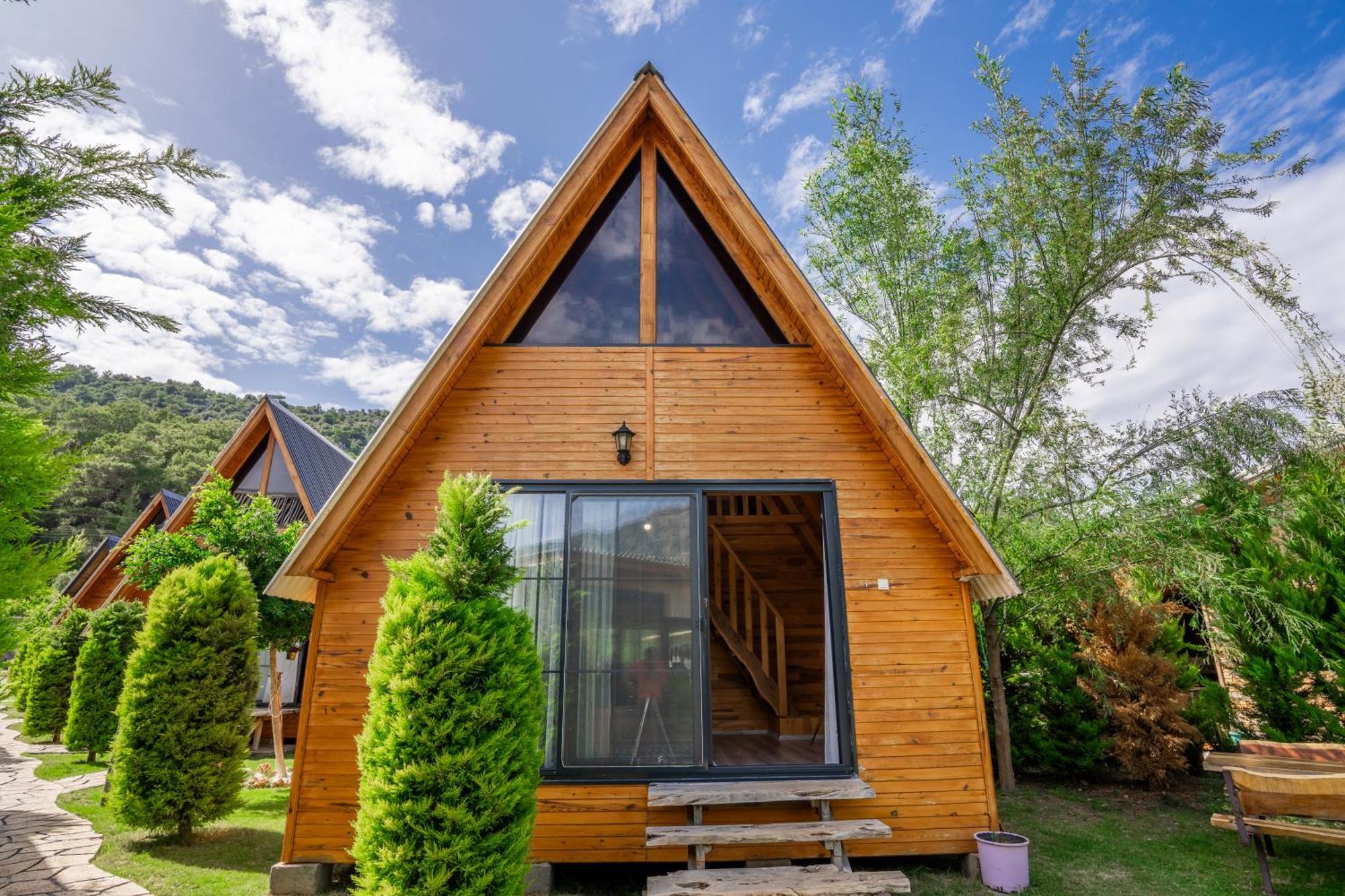 Karaöz Sapphire Bungalows Kumluca Bagian luar foto