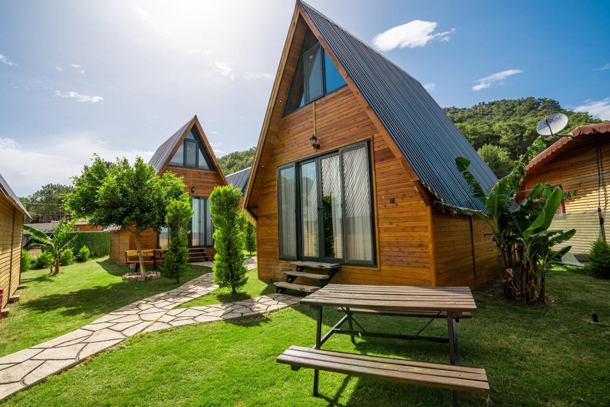 Karaöz Sapphire Bungalows Kumluca Bagian luar foto