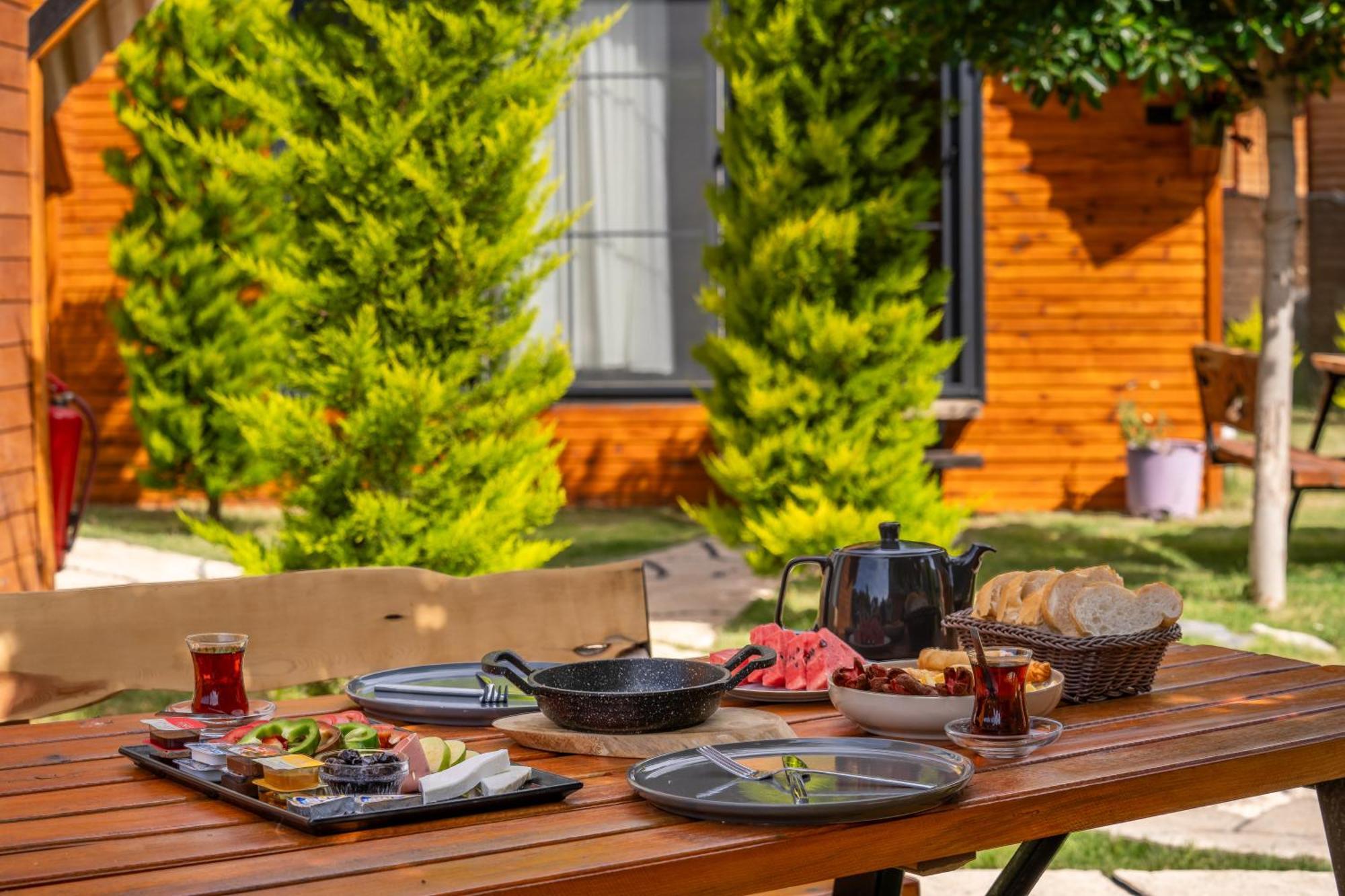 Karaöz Sapphire Bungalows Kumluca Bagian luar foto