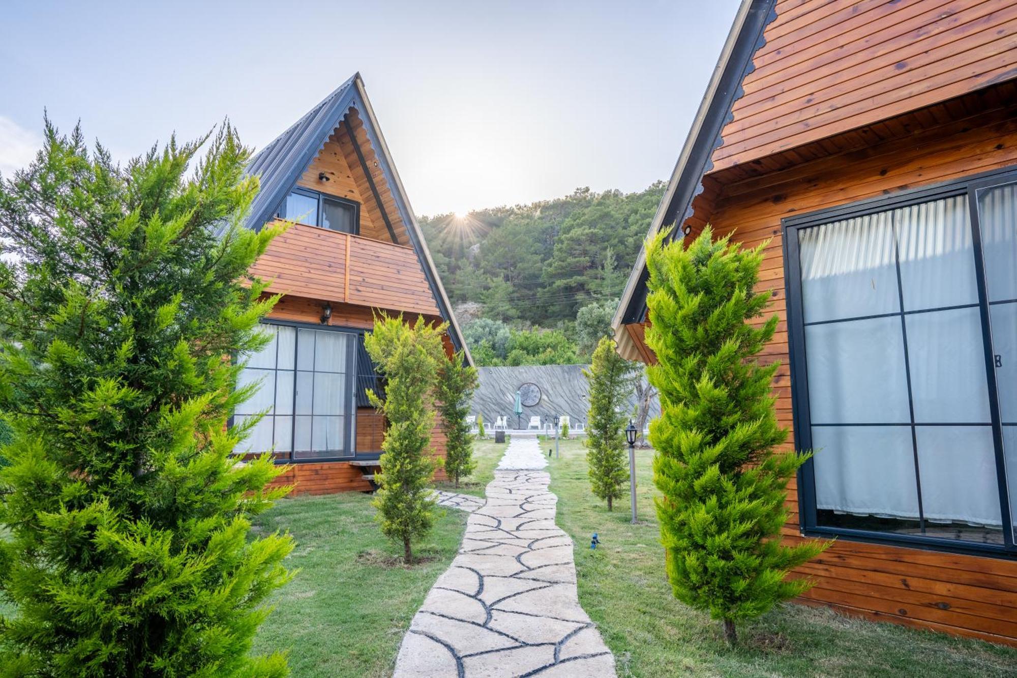 Karaöz Sapphire Bungalows Kumluca Bagian luar foto